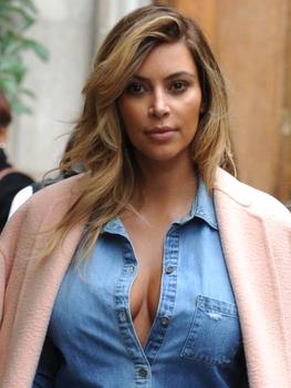 Kim Kardashian527mw3dkk4.jpg